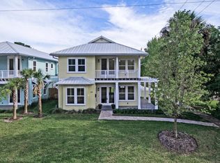 398 11th St, Atlantic Beach, FL 32233
