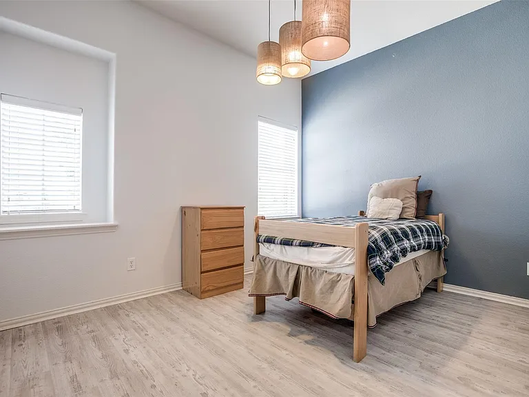 1320 Wheatear Dr — Photo 19