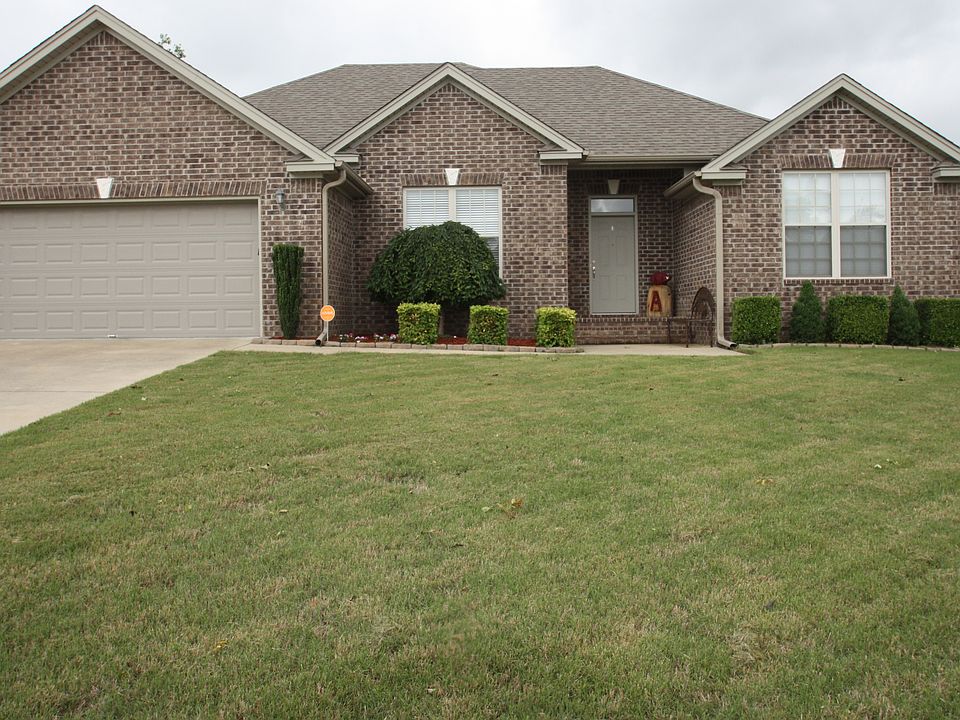 1st image of 1501 Lauren Dr