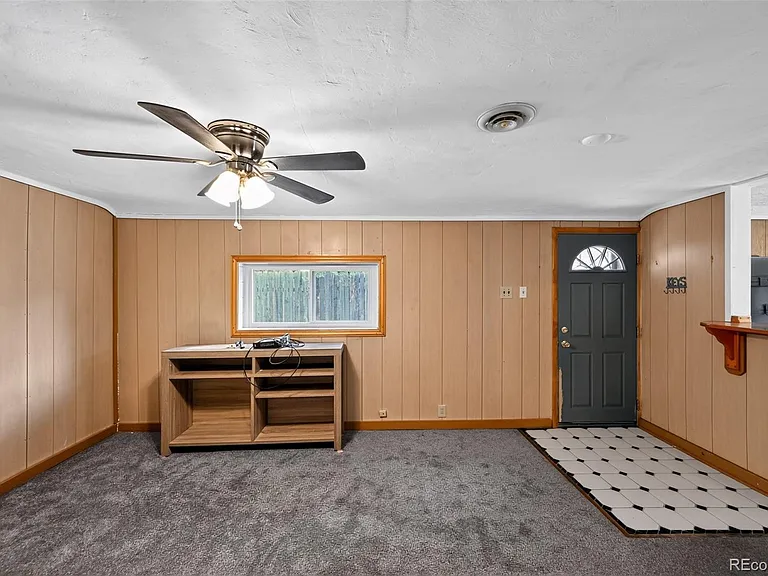 225 S Holland St #B — Photo 7