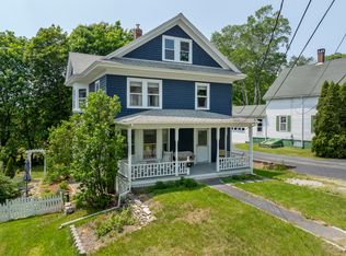 14 Fullerton St, Boothbay Harbor, ME 04538