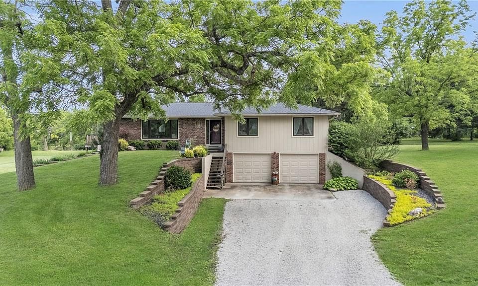 1st image of 1758 Labette Rd