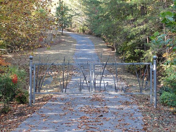 2nd image of 700 Norris Shores Dr