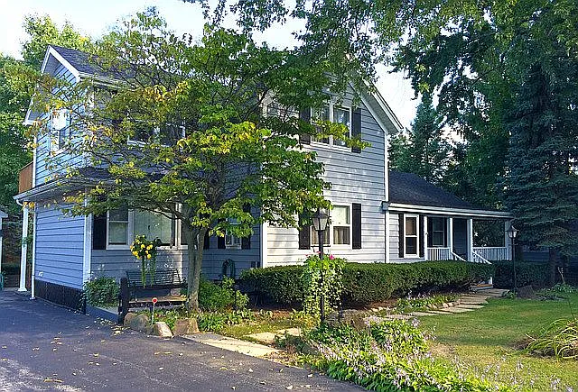1241 Telegraph Rd photo 1