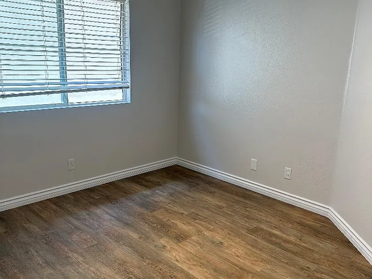 6175 Stonebridge Ave — Photo 22
