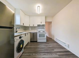 106 Lake Shore Dr #4, Toronto, ON M8V 2A2