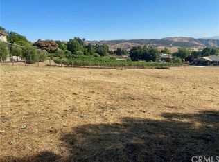 9853 Steelhead Rd, Paso Robles, CA 93446
