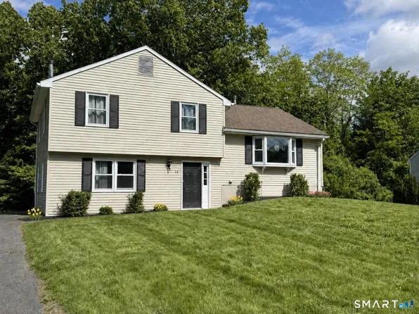 14 Springwood Road, Farmington, CT 06032