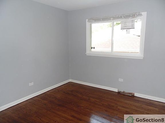 3rd image of 1825 172nd St