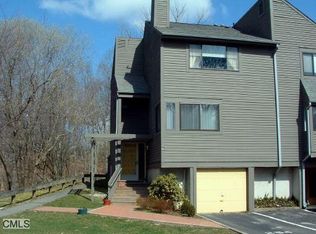 254 Sunrise Hill Ct, Norwalk, CT 06851