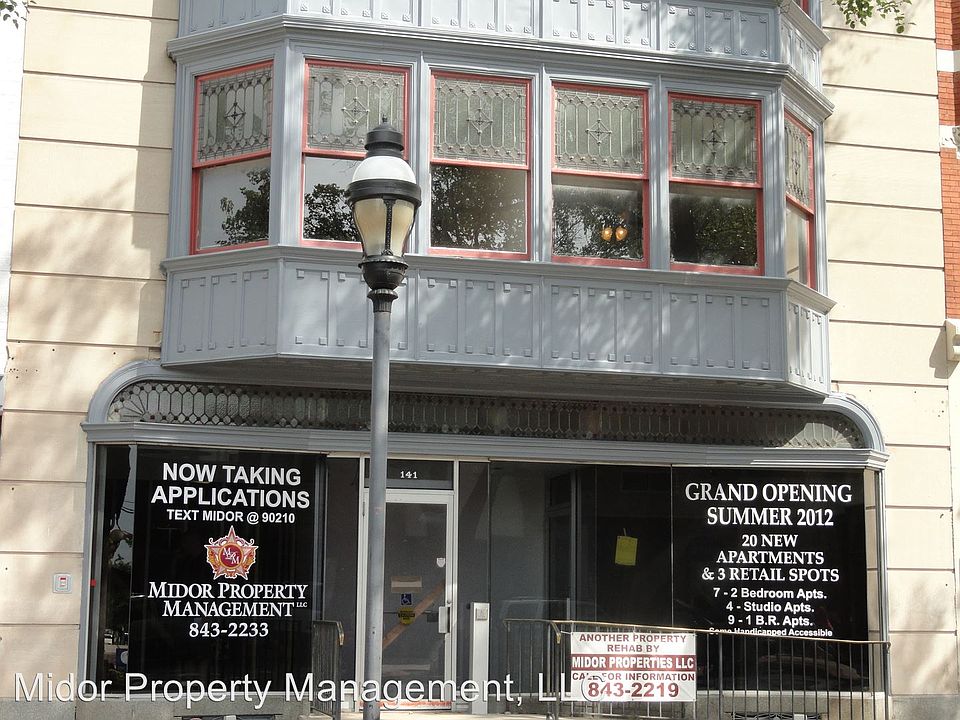 2nd image of 141 W Market St APT 1D