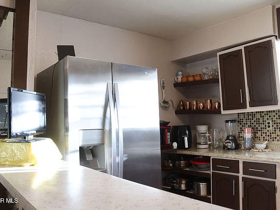 5th image of 332 Wenda Way