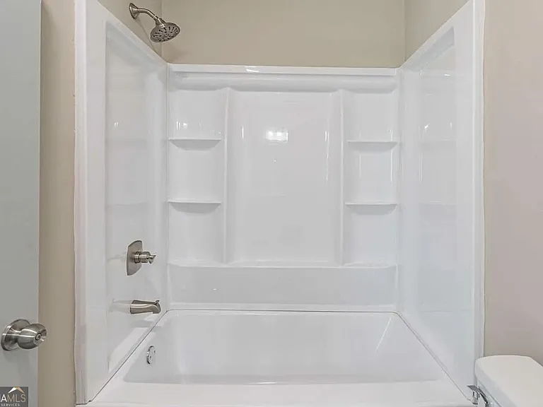 1523 Delia Dr — Photo 12