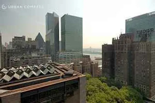 Rented by Compass | media 26