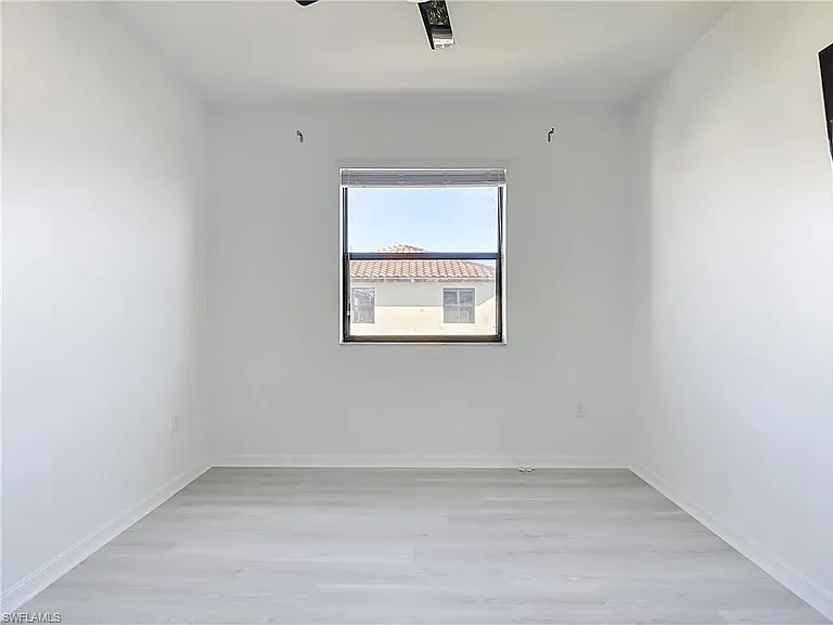 5462 Useppa Dr — Photo 27