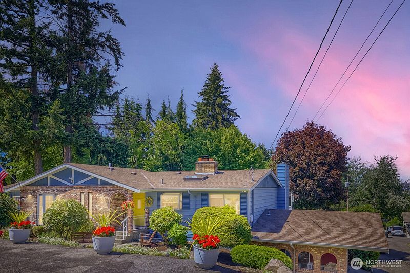 2nd image of 6332 NE 196th Street
