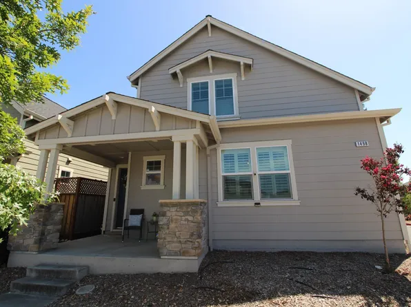 1498 Cavendish Avenue, Santa Rosa, CA 95401