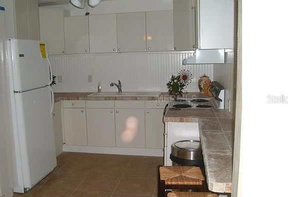 4th image of 4 S Florence Ave