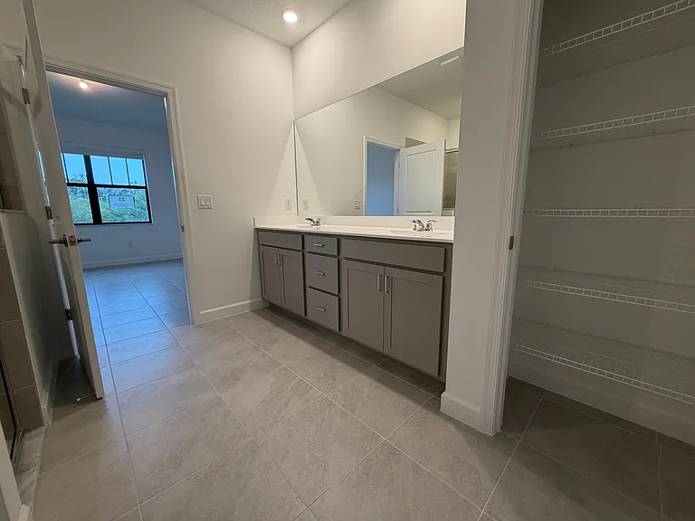 10755 NW Wilgrove Ln — Photo 17