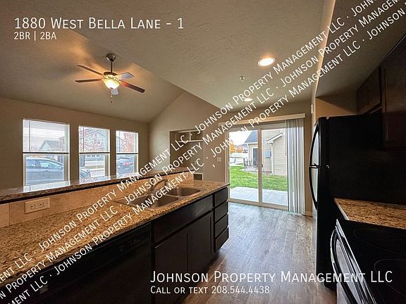 3rd image of 1880 W Bella Ln APT 1