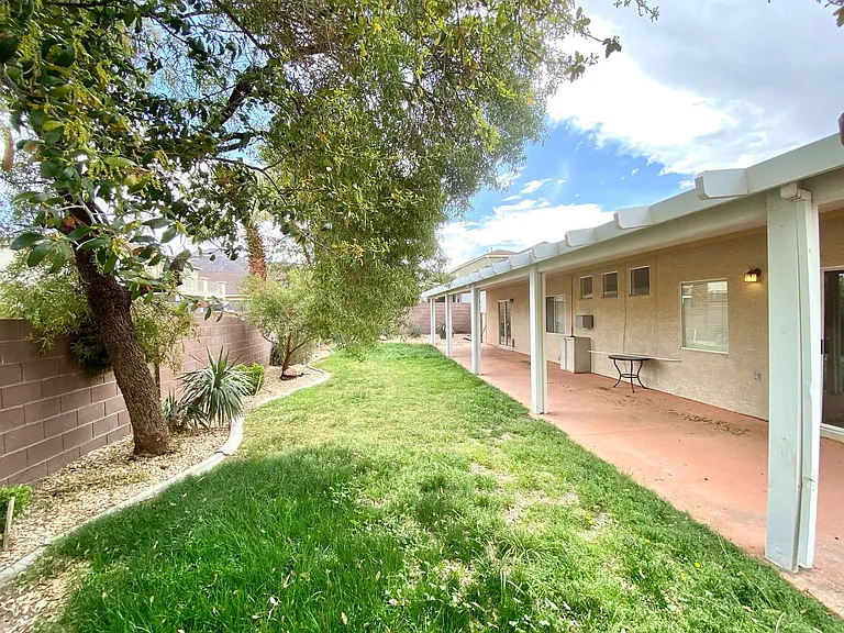 48 Vallejo Verde St — Photo 23