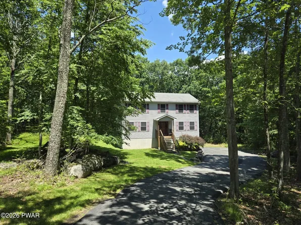 102 Bobwood Ln, Milford, PA 18337