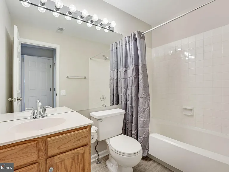 8234 Winstead Pl — Photo 17