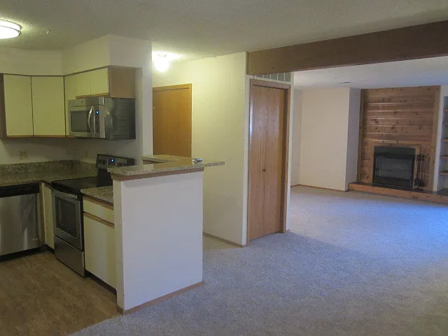 2890 Shadow Creek Dr #104 — Photo 7
