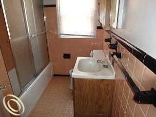 4th image of 16828 Archdale St