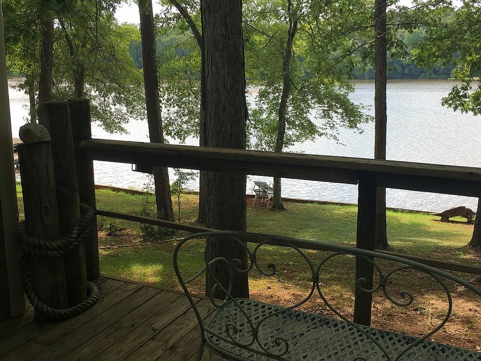 1st image of 106 Sunset Dr