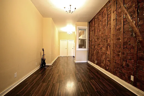 Rented by Rental Solutions Inc | media 39