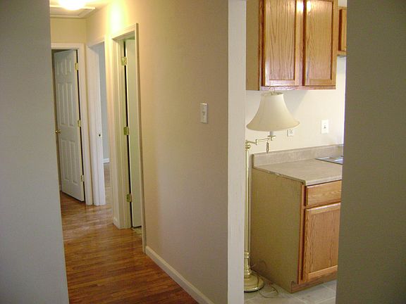 3rd image of 395 S Saint Charles St