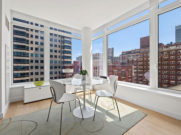 3rd image of 400 E 67th St APT 7H