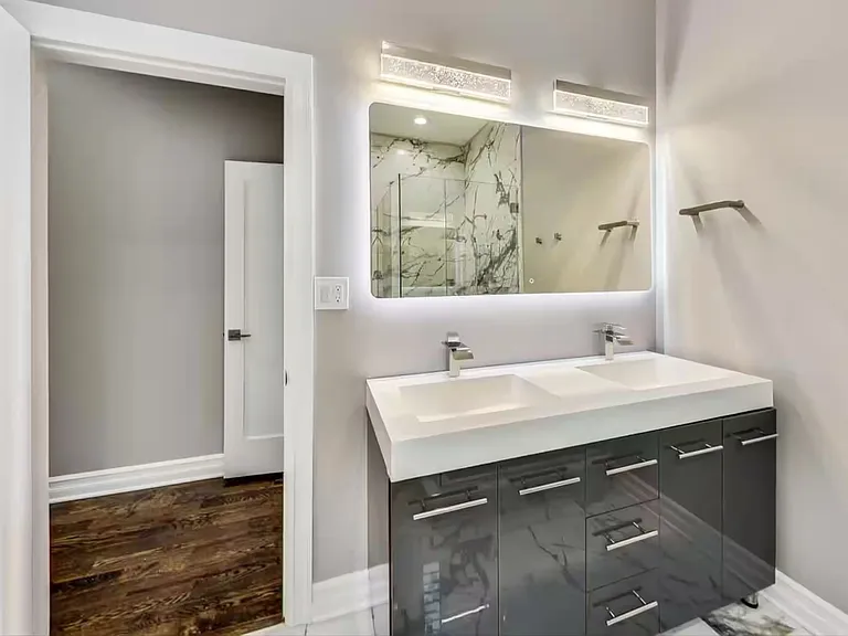 536 N Paulina St S — Photo 19