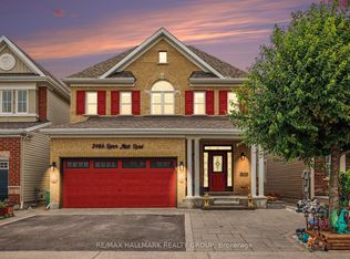 2486 River Mist Rd, Ottawa, ON K2J5Z1