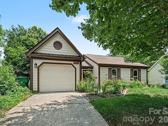 3rd image of 9330 Oren Thompson Rd
