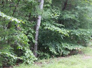9 Cobblestone Dr, Marion, NC 28752