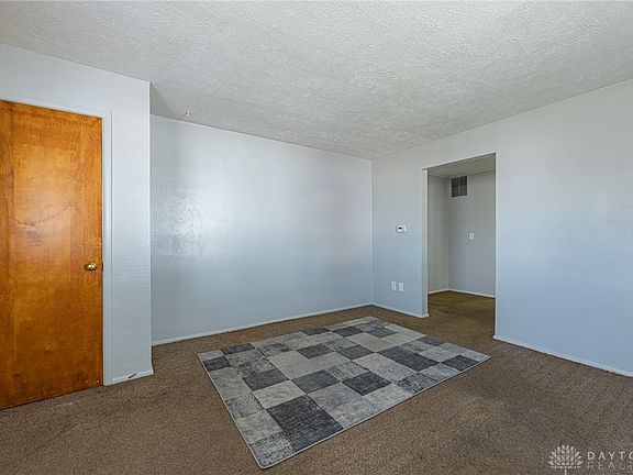 2nd image of 2710-2708 Lehigh Pl