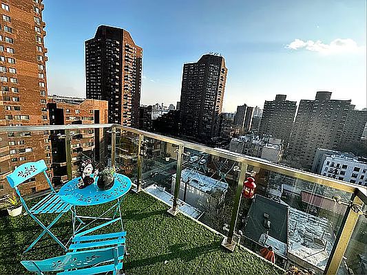 5th image of 344 E 110th St #5F