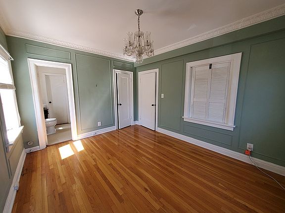 3rd image of 309 E Emanuel Cleaver Ii Blvd Unit 204