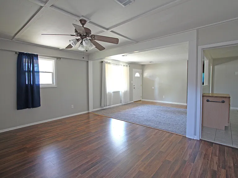 350 Westmont Dr — Photo 8