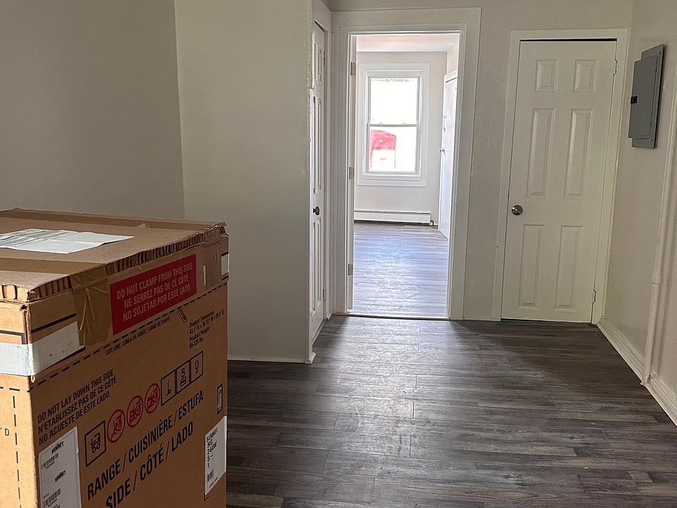 2nd image of 399 Summer St Floor 1