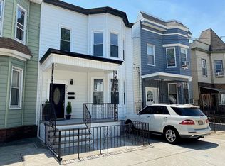 311 26th St, Union City, NJ 07087