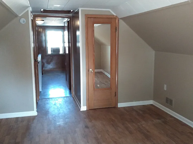 1360 N Hancock St — Photo 15