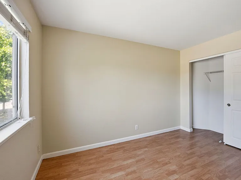 3808 Alder Ave — Photo 27