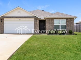 129 Sunland Dr, Beebe, AR 72012