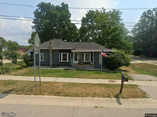 406 Hartel Rd, Potterville, MI 48876