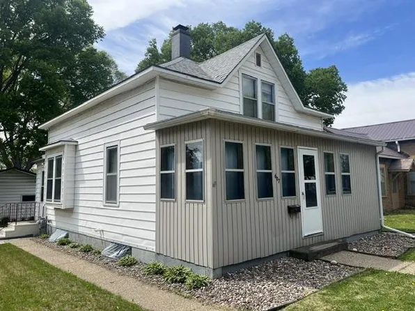 607 N Beaumont Road, Prairie Du Chien, WI 53821