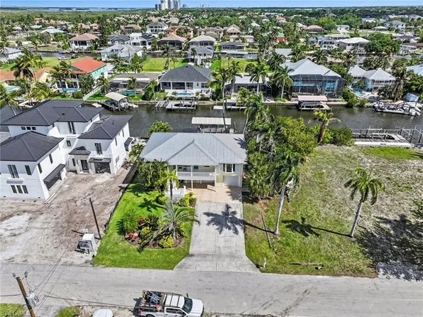 4838 Gary RD, BONITA SPRINGS, FL 34134