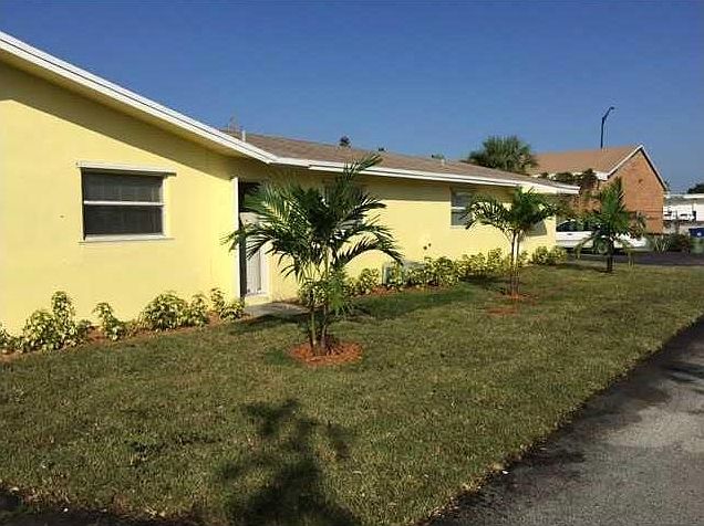 1st image of 3037 NE 3rd Ave
